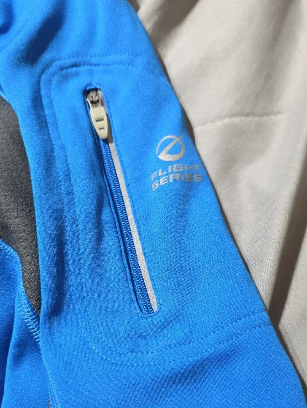 The North Face Flight Series Pullover Men's Sz L Blue Black Quarter Zip long Slv